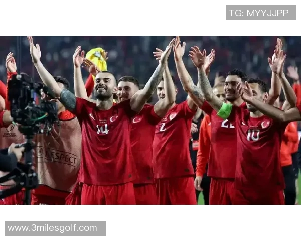 希腊与土耳其友谊赛精彩对决两国足球文化的碰撞与交流